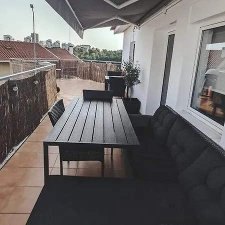 In Cosy Apartment Cascais